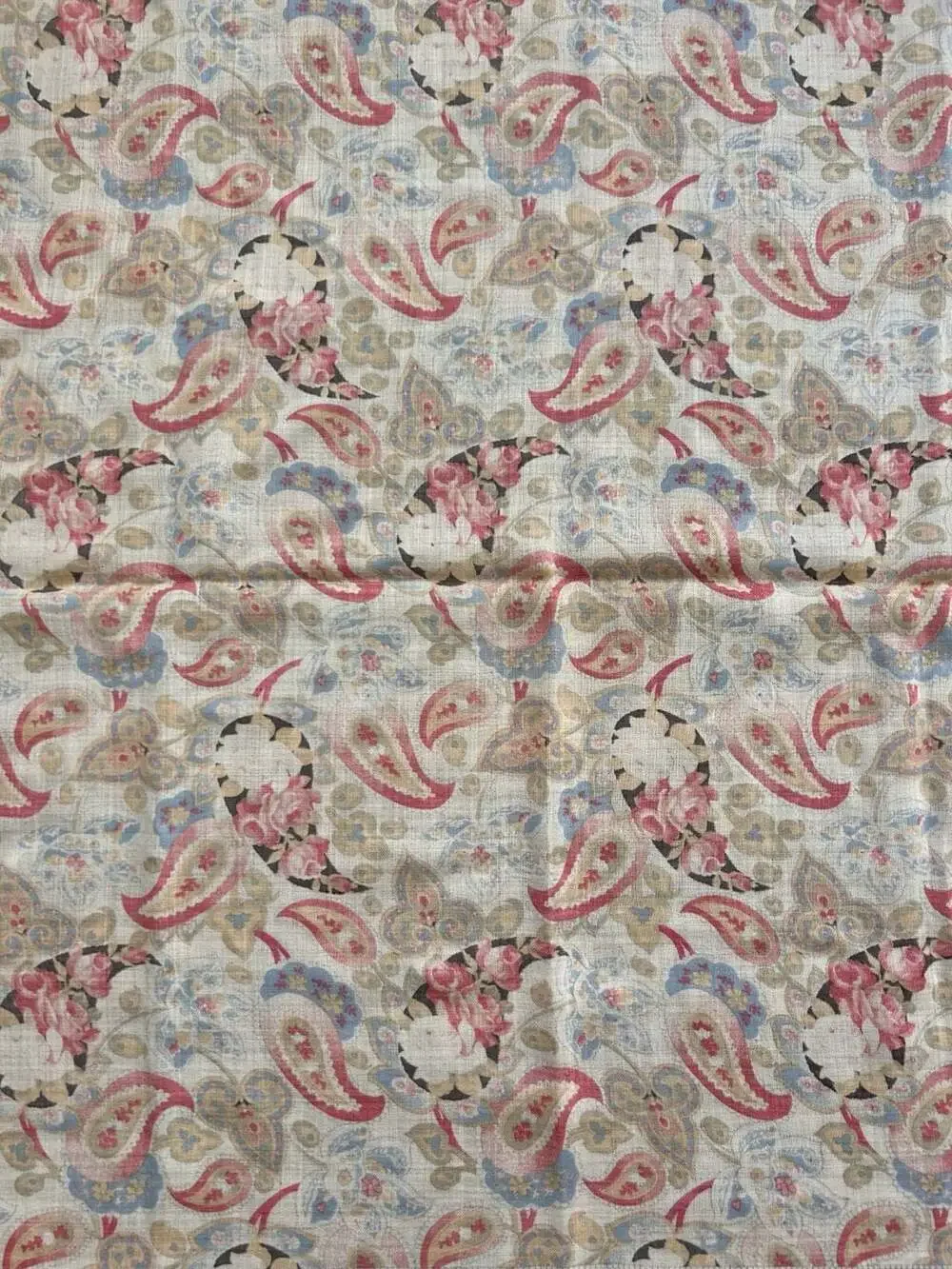 Vintage Club 7 Echo Paisley Floral Print Square Scarf, approx. 36”